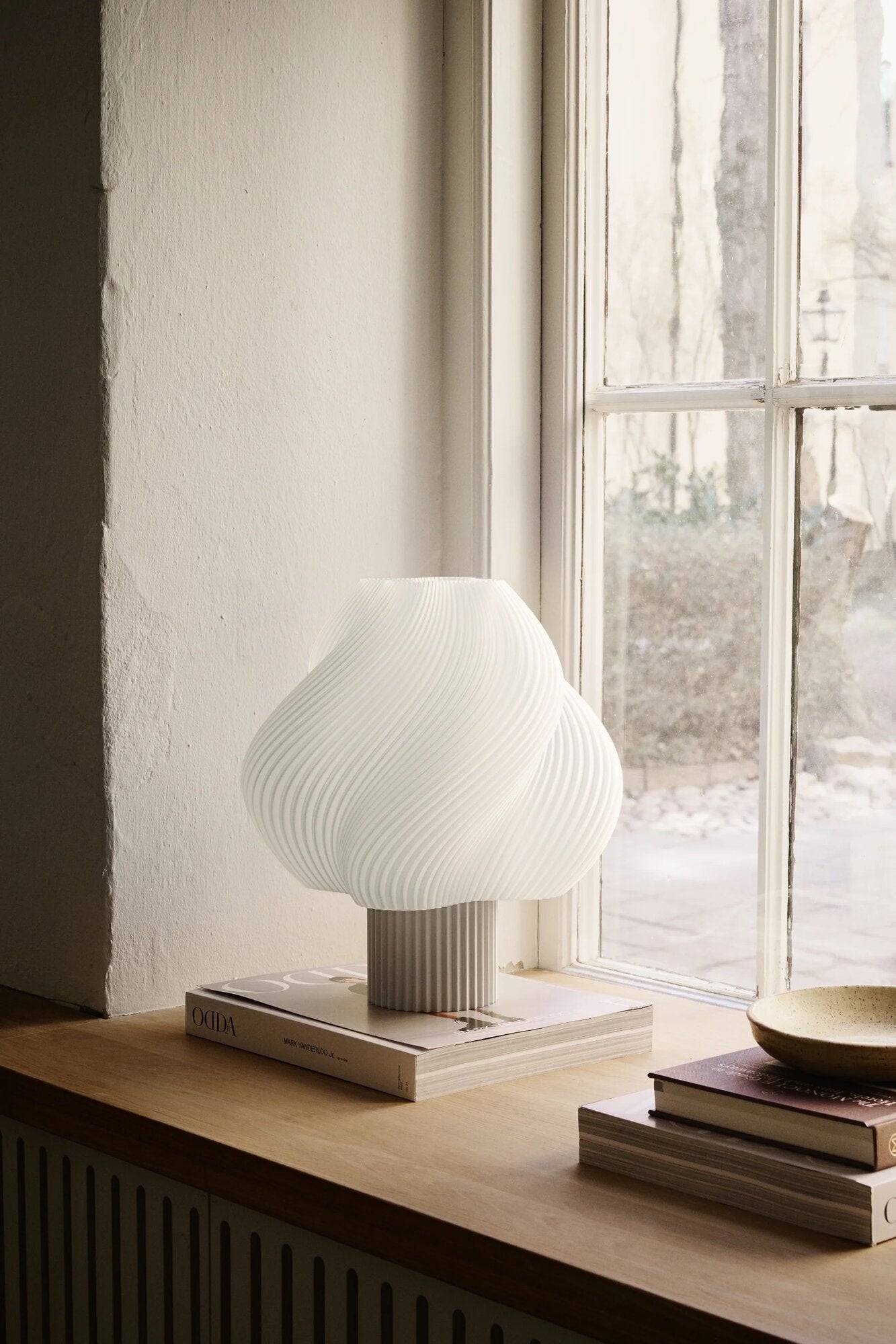 Soft Serve bordlampe, H34 cm - Vanilla Bean