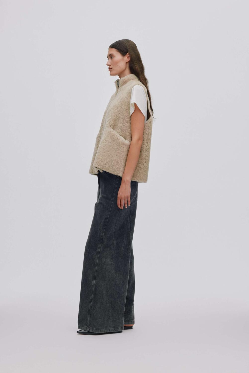 Channe Shearling vest - mørkebrun