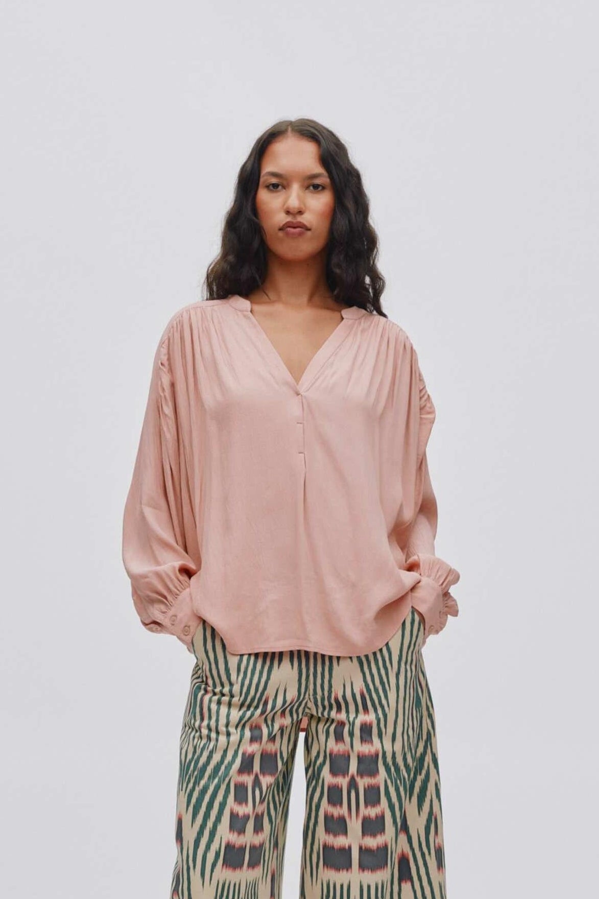 Meg Sheer Lace bluse - Faded black
