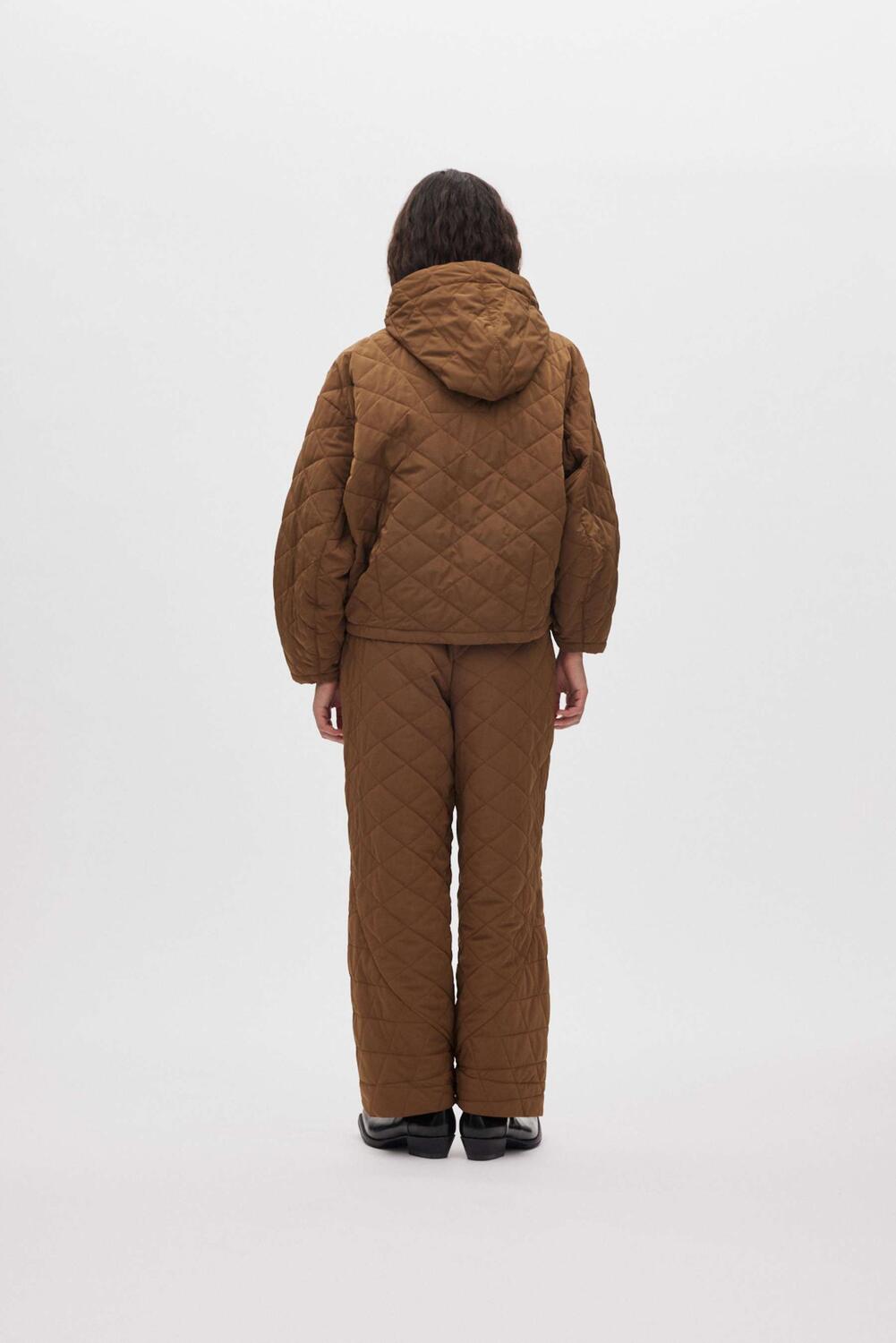 Rhea Tech quiltet jakke – Chestnut