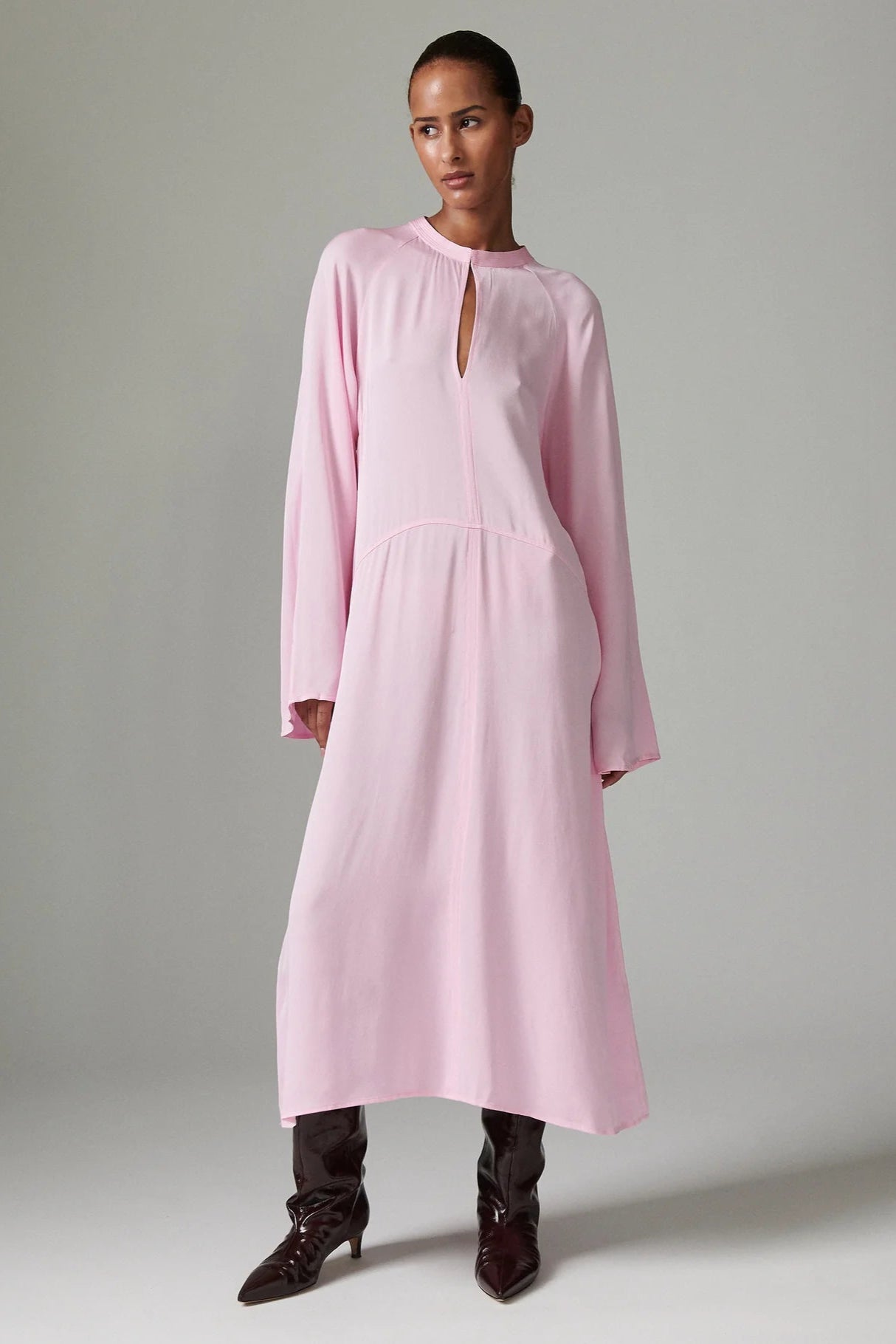 Walker Matte Crepe kjole - Pink Lady