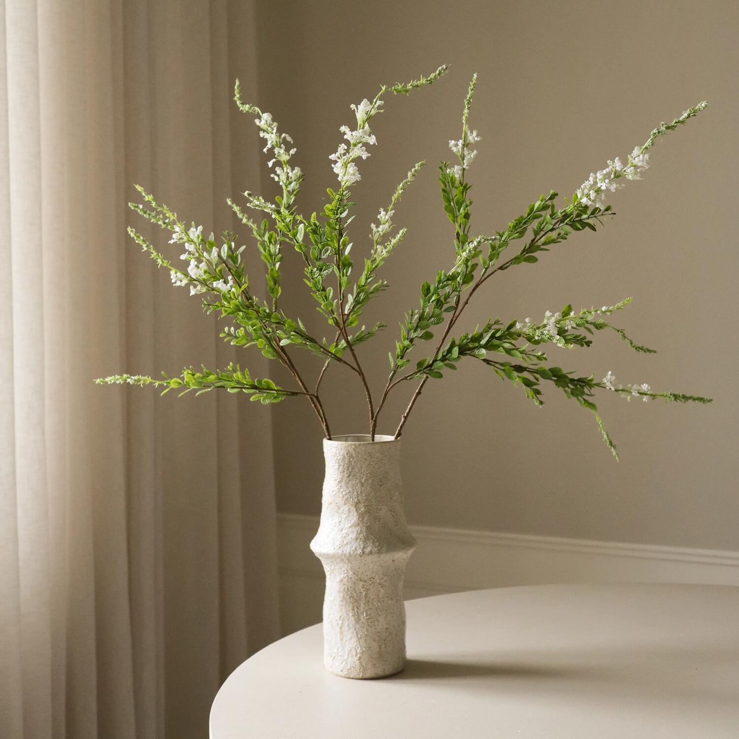 Wild kunstig blomst - hvid