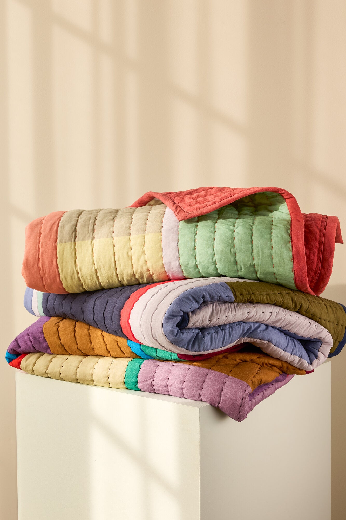 Pavilion tæppe - bordeaux/flerfarvet