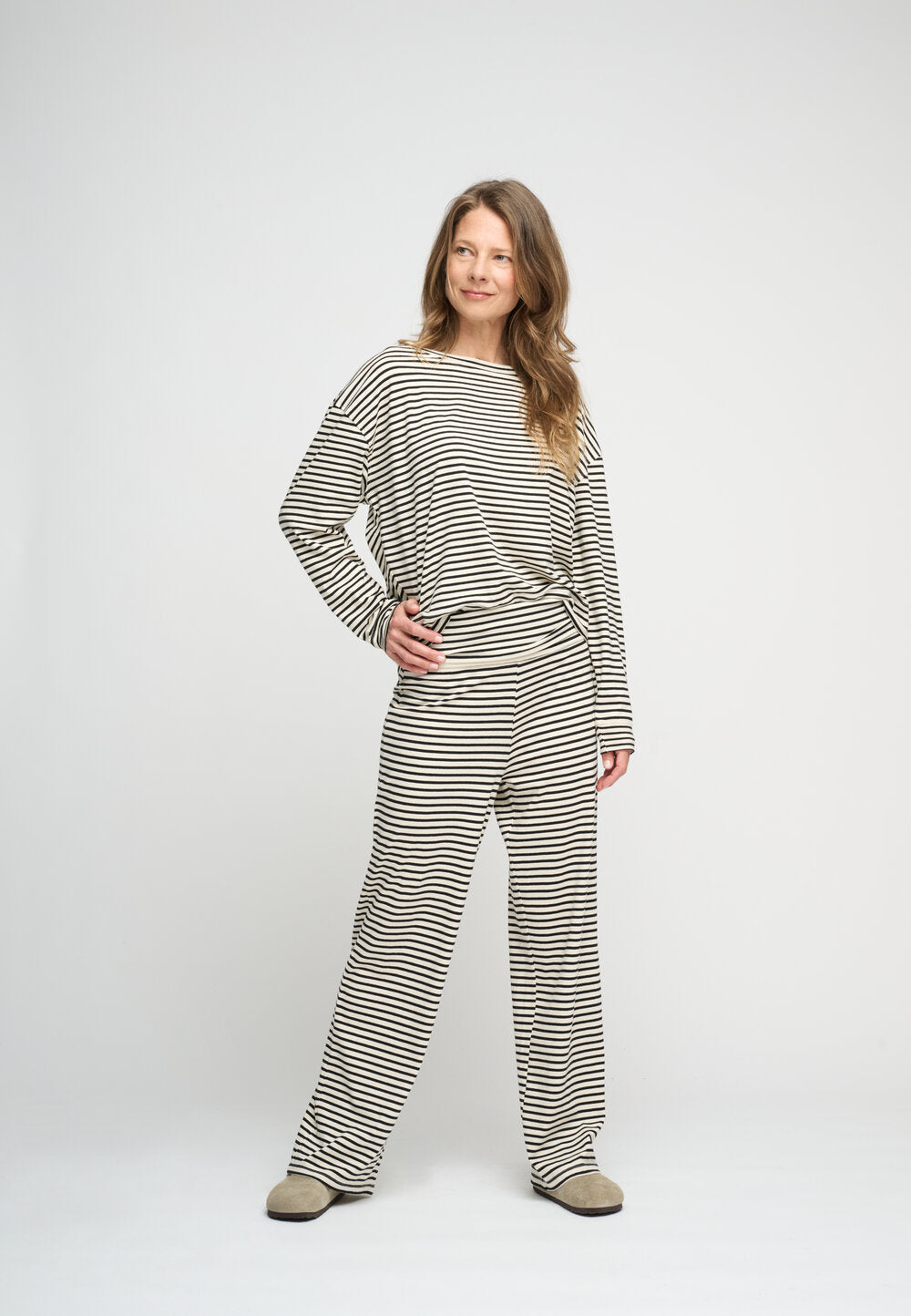 Moments stripe langærmet t-shirt - ecru/moonless night