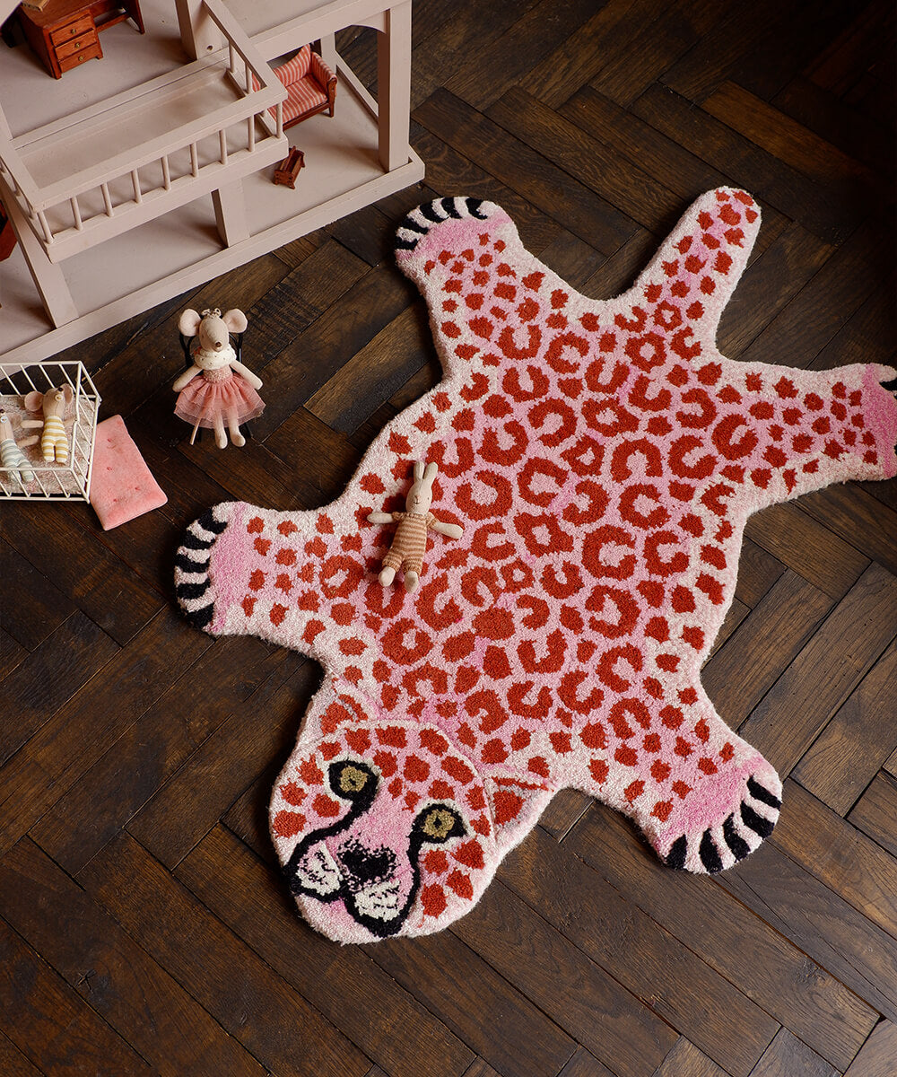 Pinky Leopard gulvtæppe, Small - Pink