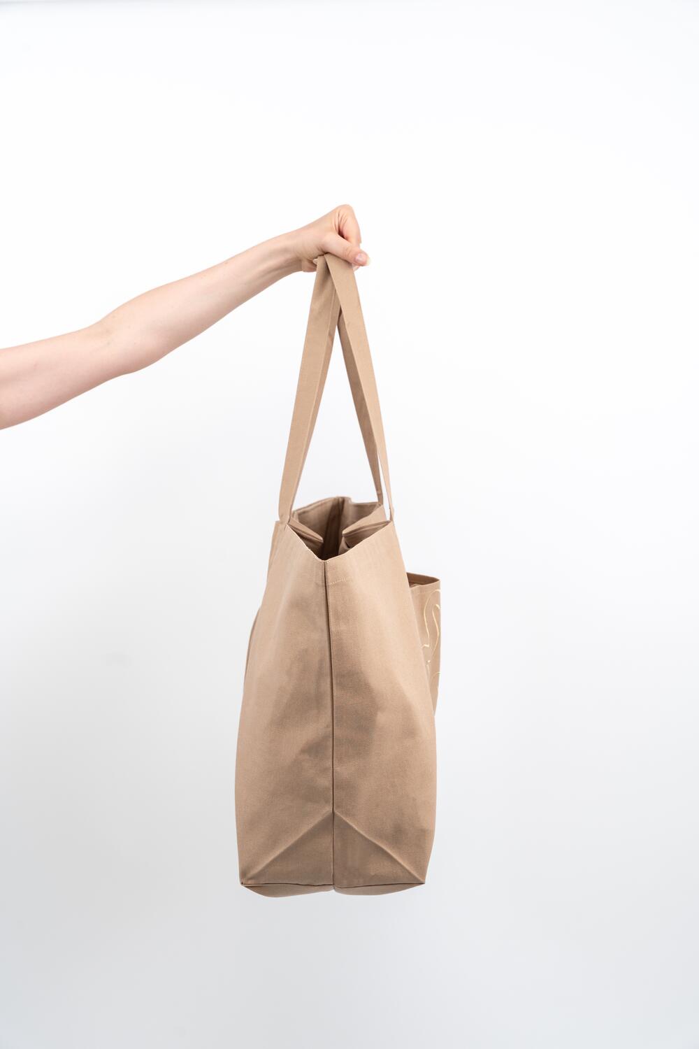 Signature shopper - lysebrun
