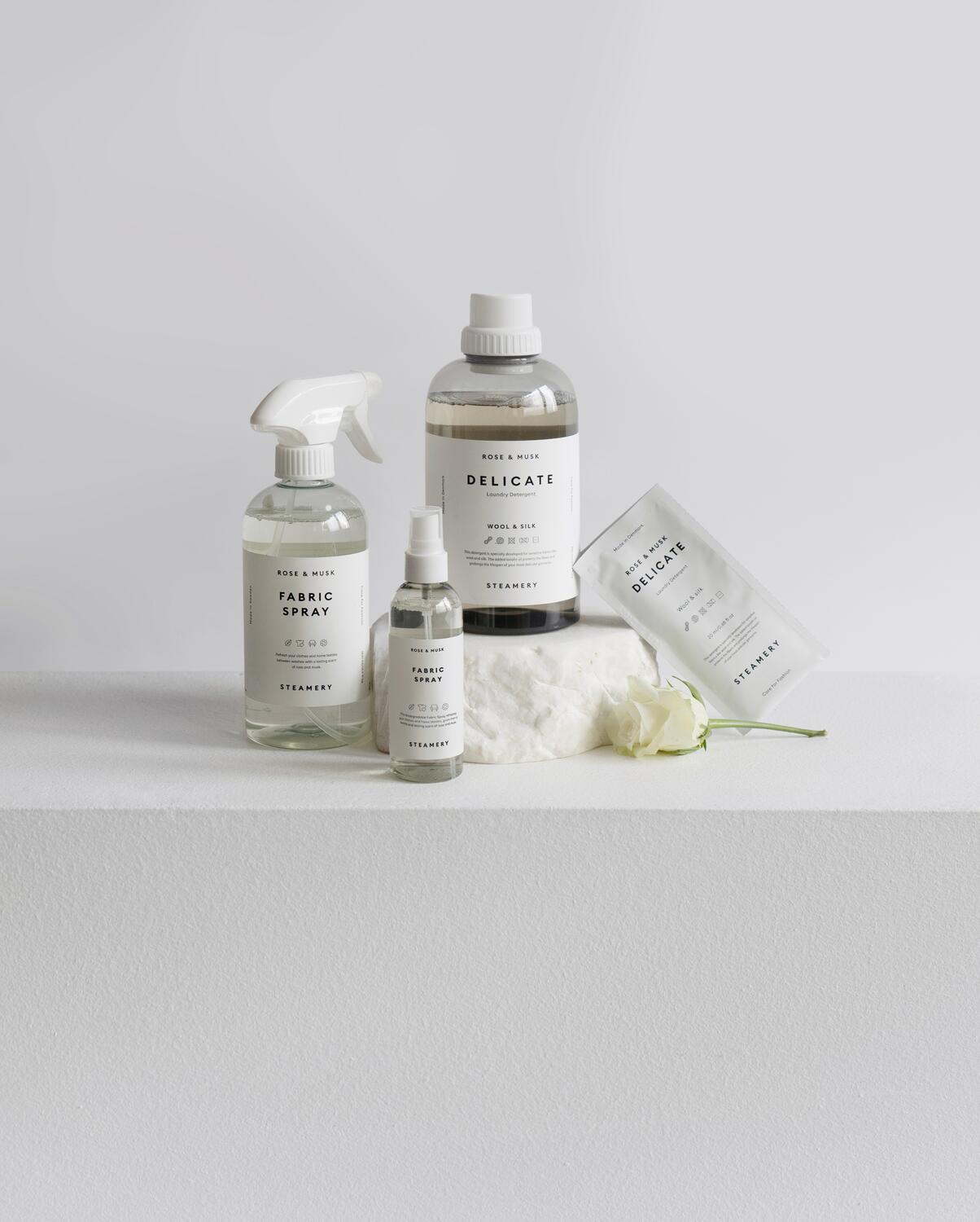 Delicate Laundry vaskemiddel, rose & musk - 750 ml