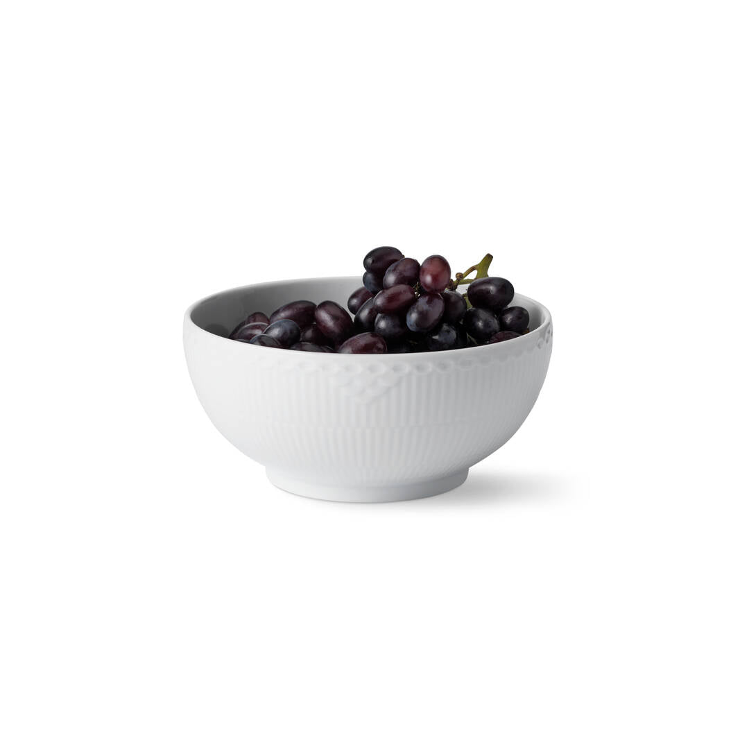 Hvid Riflet Halvblonde skål - Ø18 cm