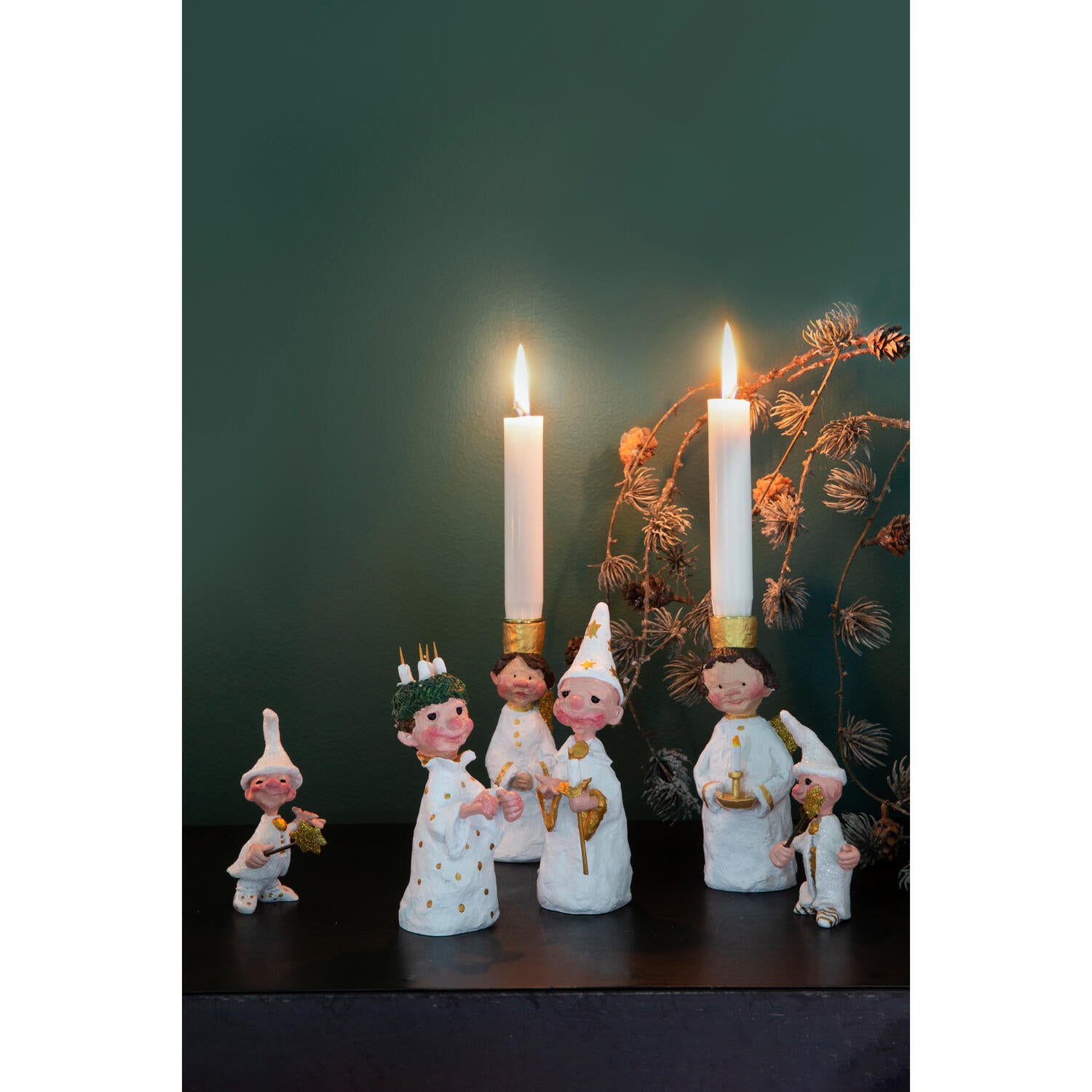 Lovely Luciadreng Med Stjernestav figur - H12 cm.