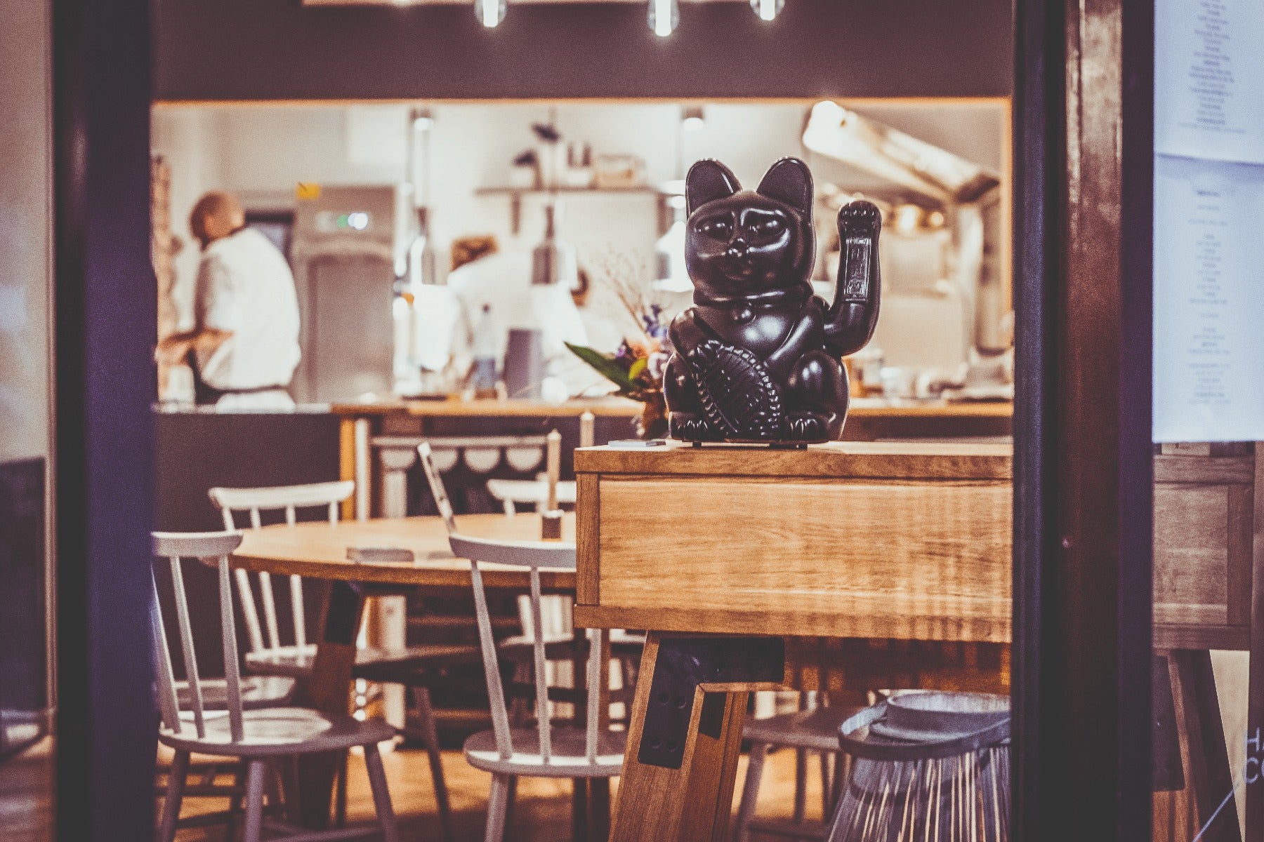 Donkey Maneki-Neko kat - Sort - Bahne