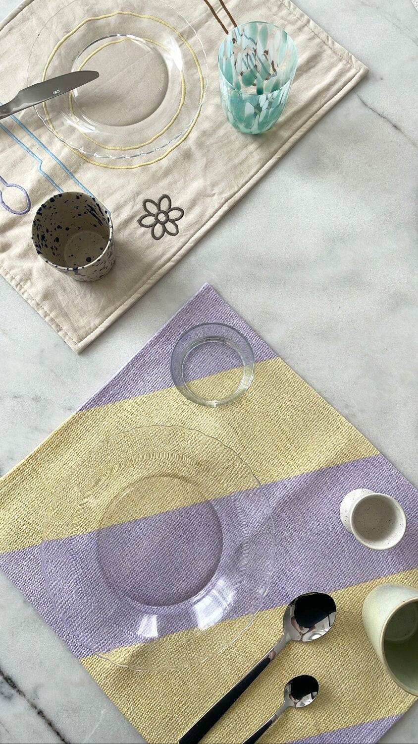 Dækkeserviet skrå - gul/lilla