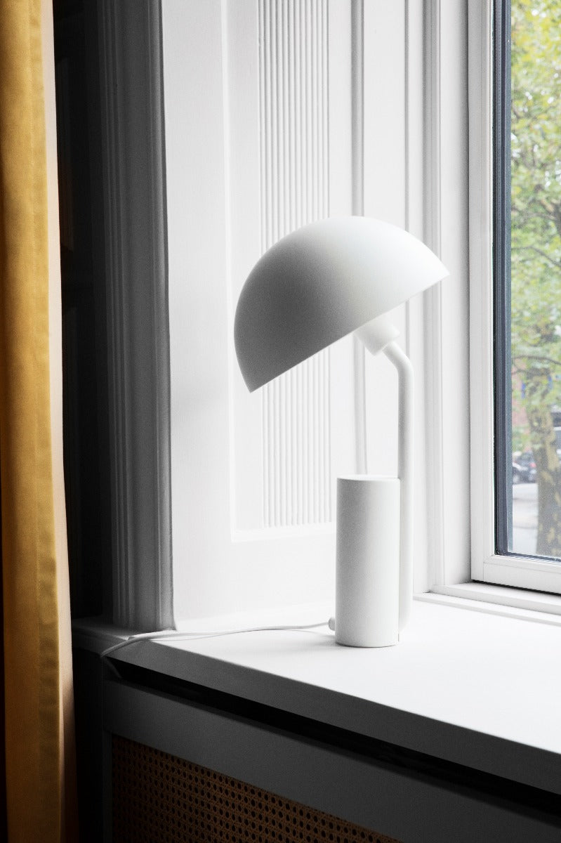 Normann Copenhagen Cap Table bordlampe - hvid - Bahne