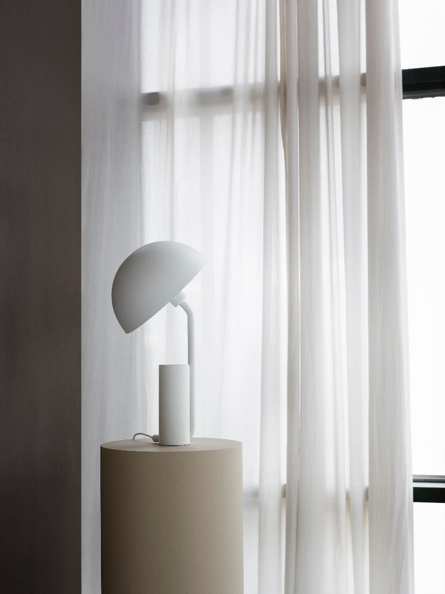 Normann Copenhagen Cap Table bordlampe - hvid - Bahne