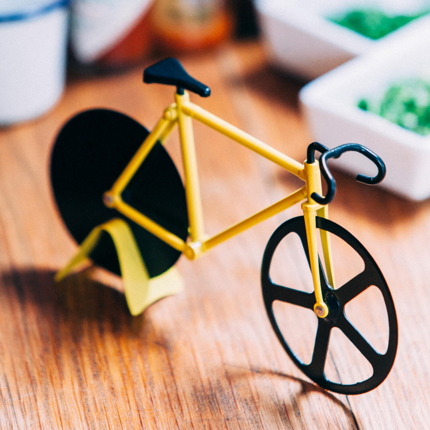 Fixie pizzaskærer - Bumble Bee