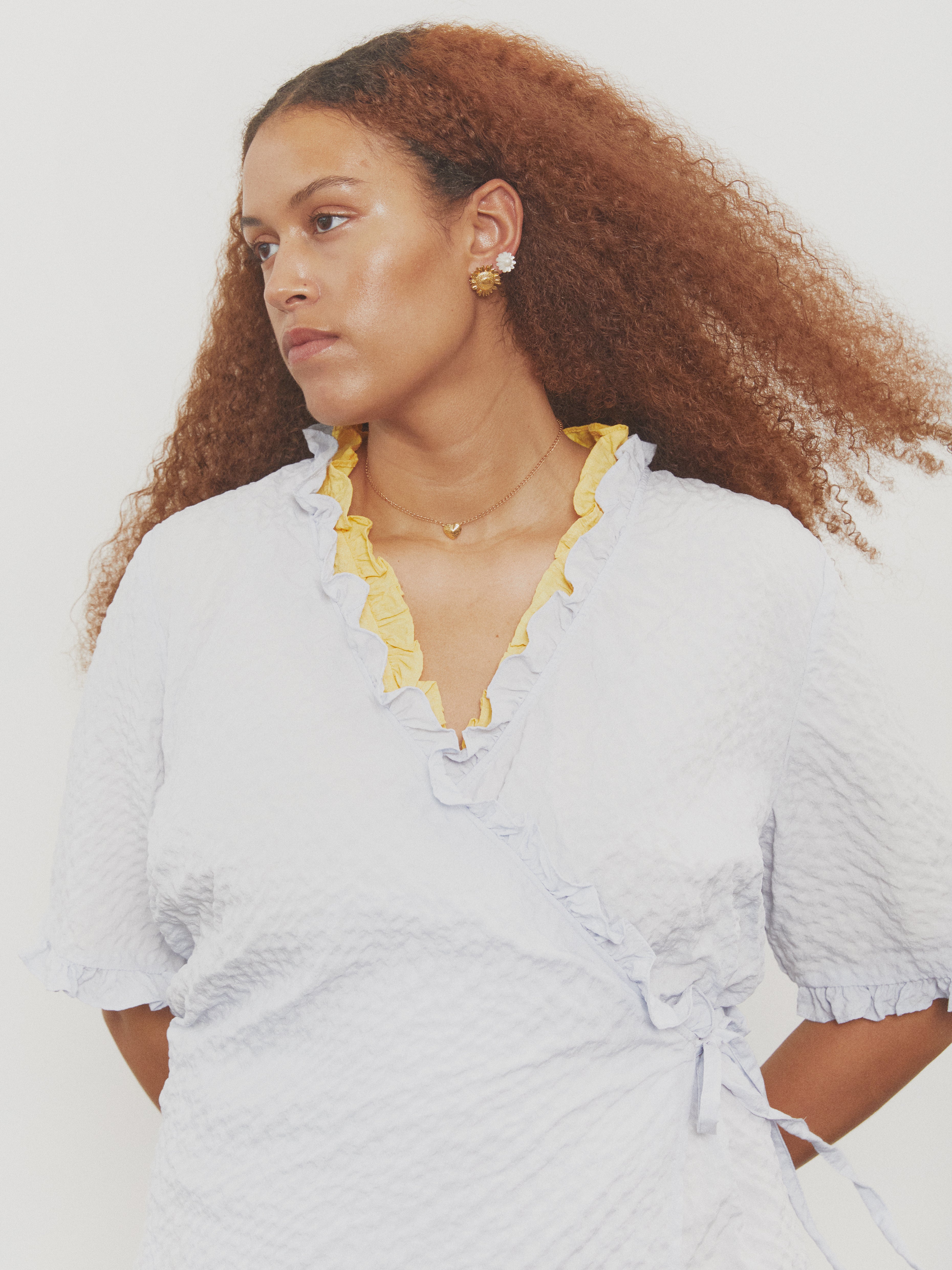 Venus Daydream Dot øreringe - hvid