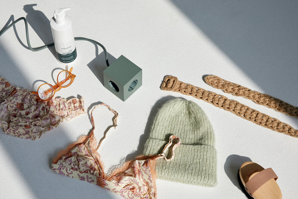 Square, USB & magnet Stikdåse - Oak Green