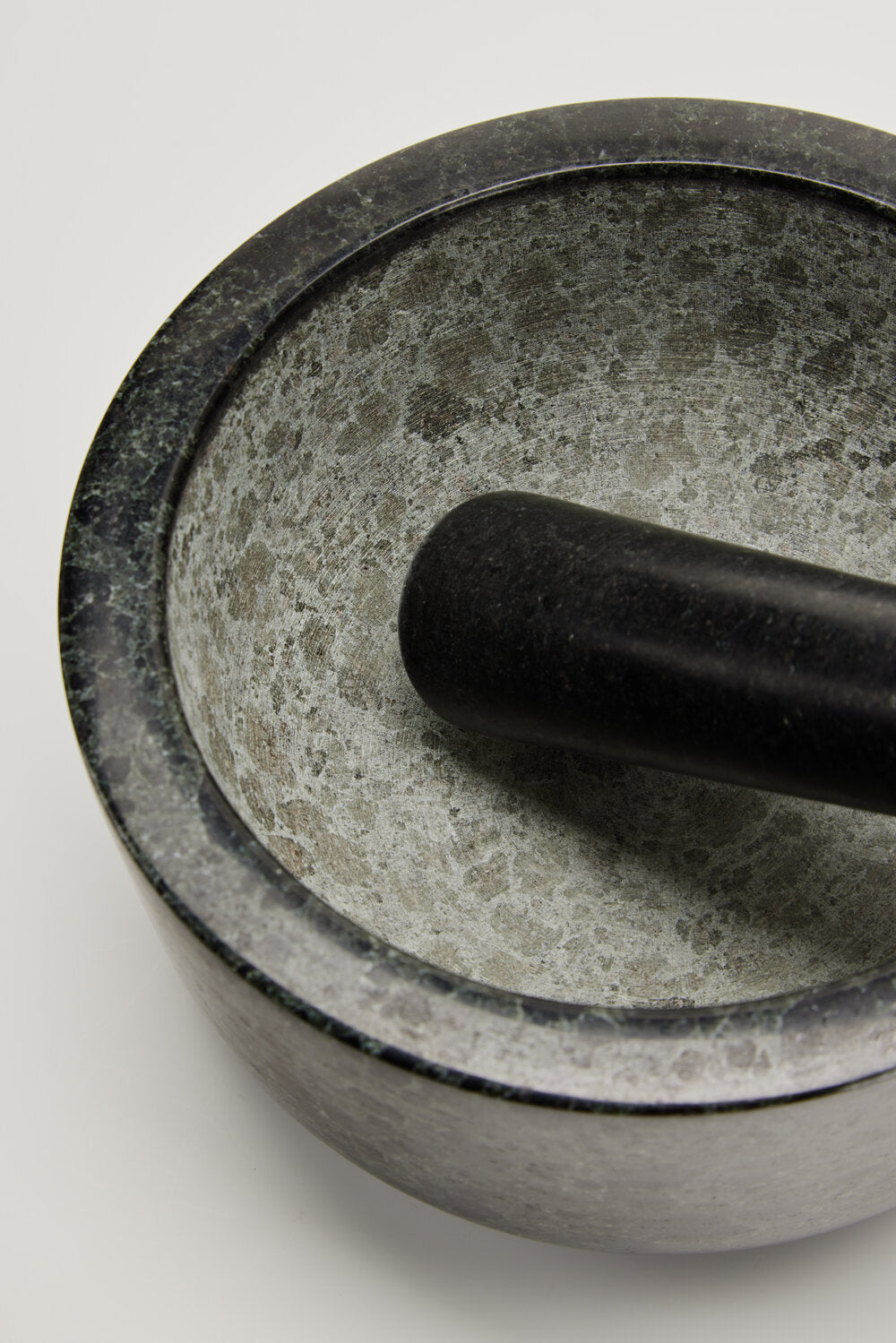 Morter med støder - Dark Grey