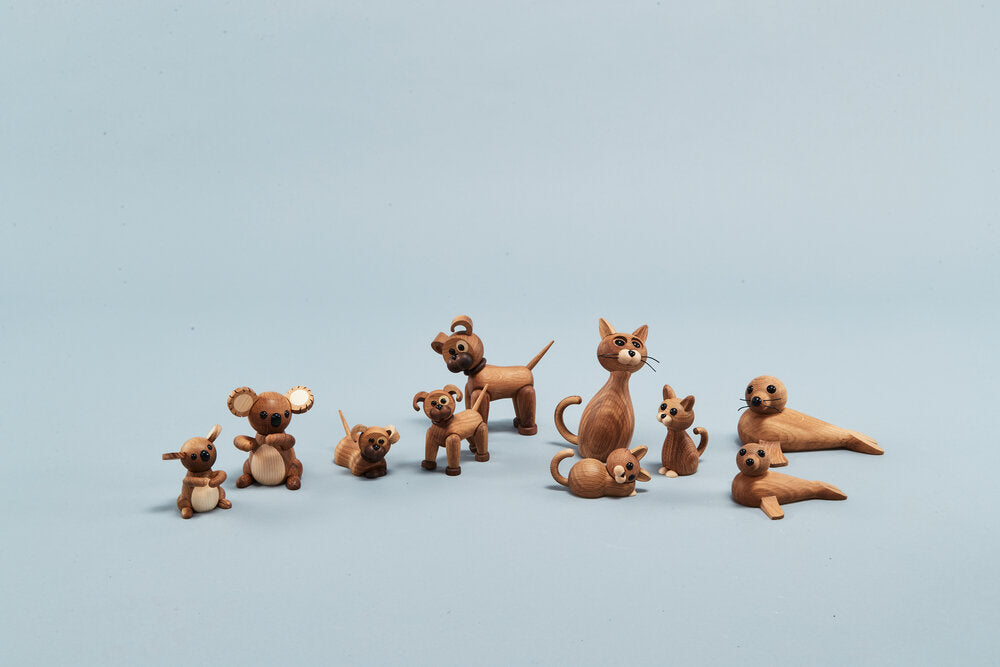 Spring Copenhagen Coco hvalp liggende - Eg - Bahne