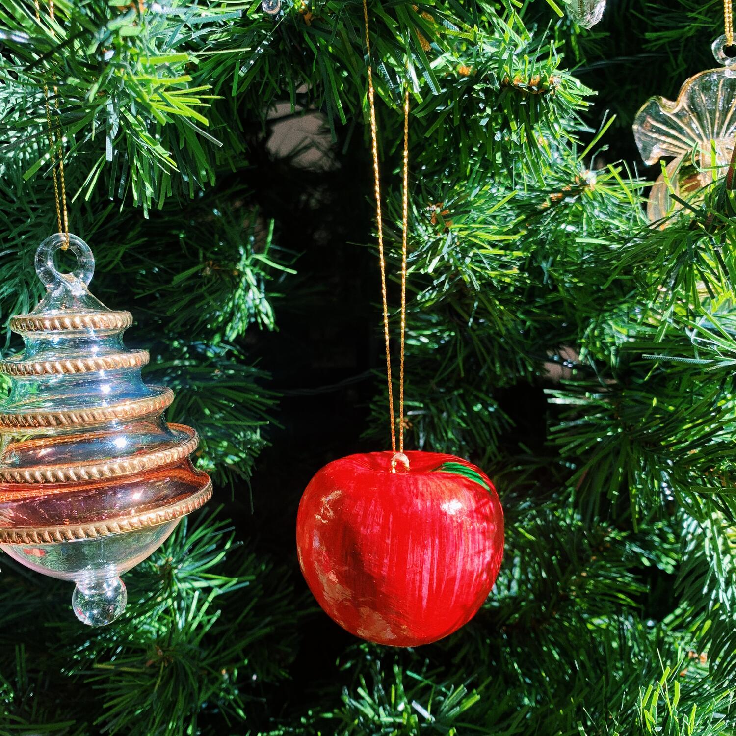 Håndmalet æble juleophæng - rød