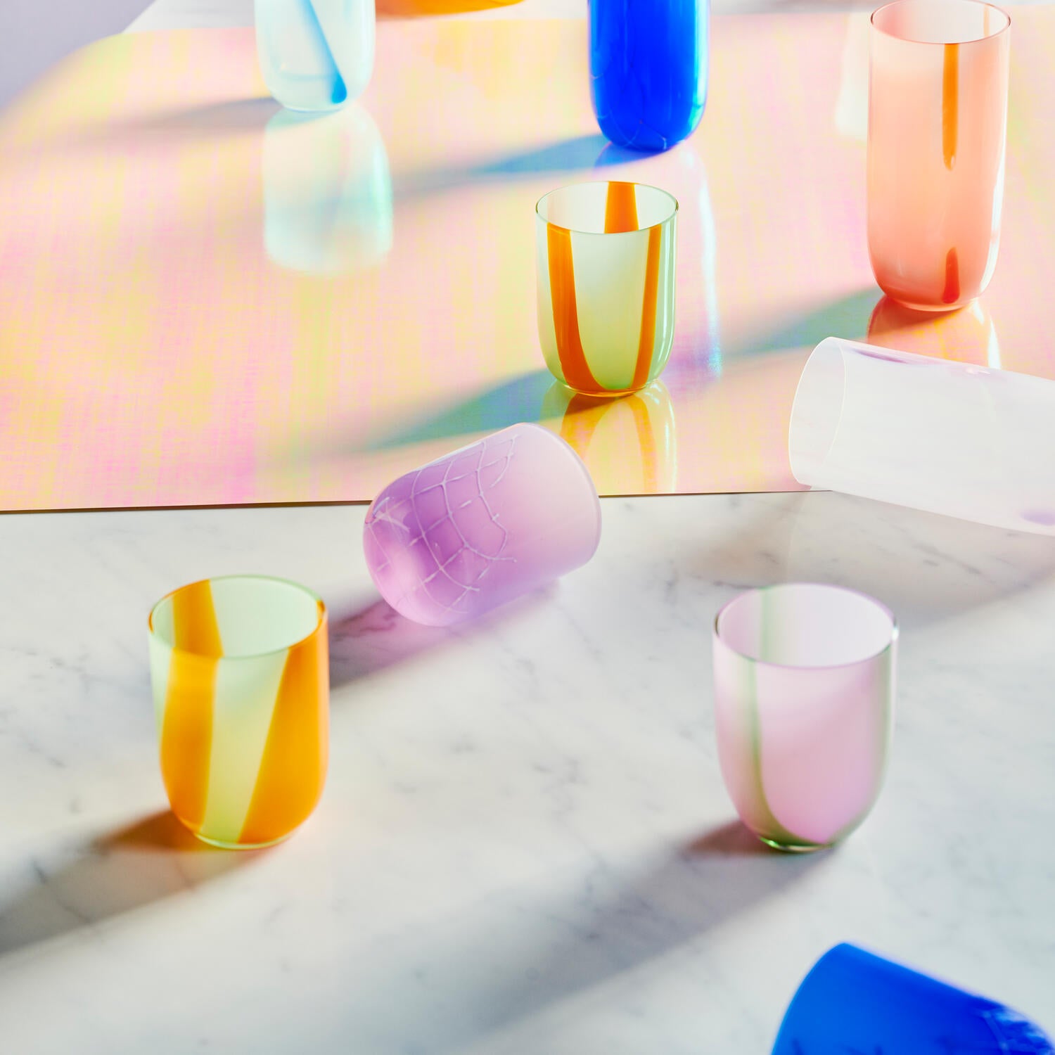Flow Tumbler glas, Purple/Green Stripes - 25 cl.
