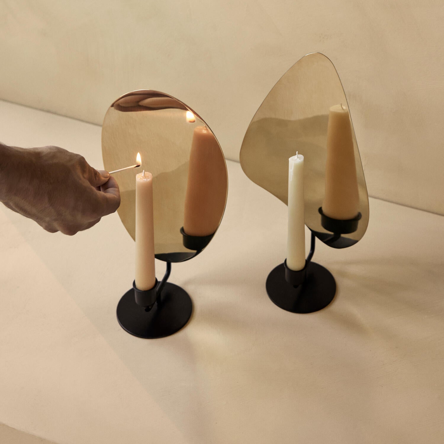 Flambeau lysestage, Black/Polished Brass - H30 cm.