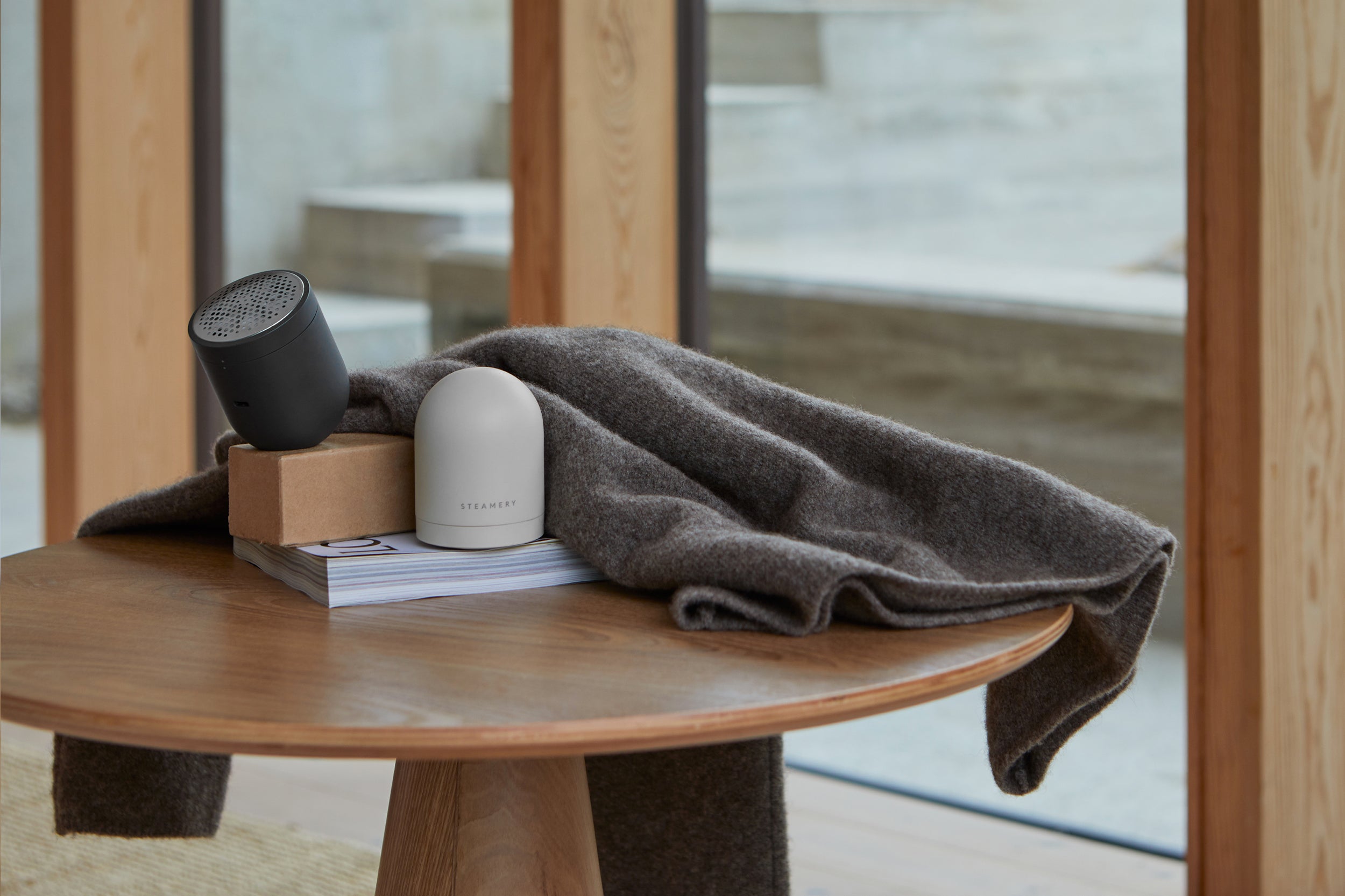 Pilo No.2 Fabric shaver - Charcoal