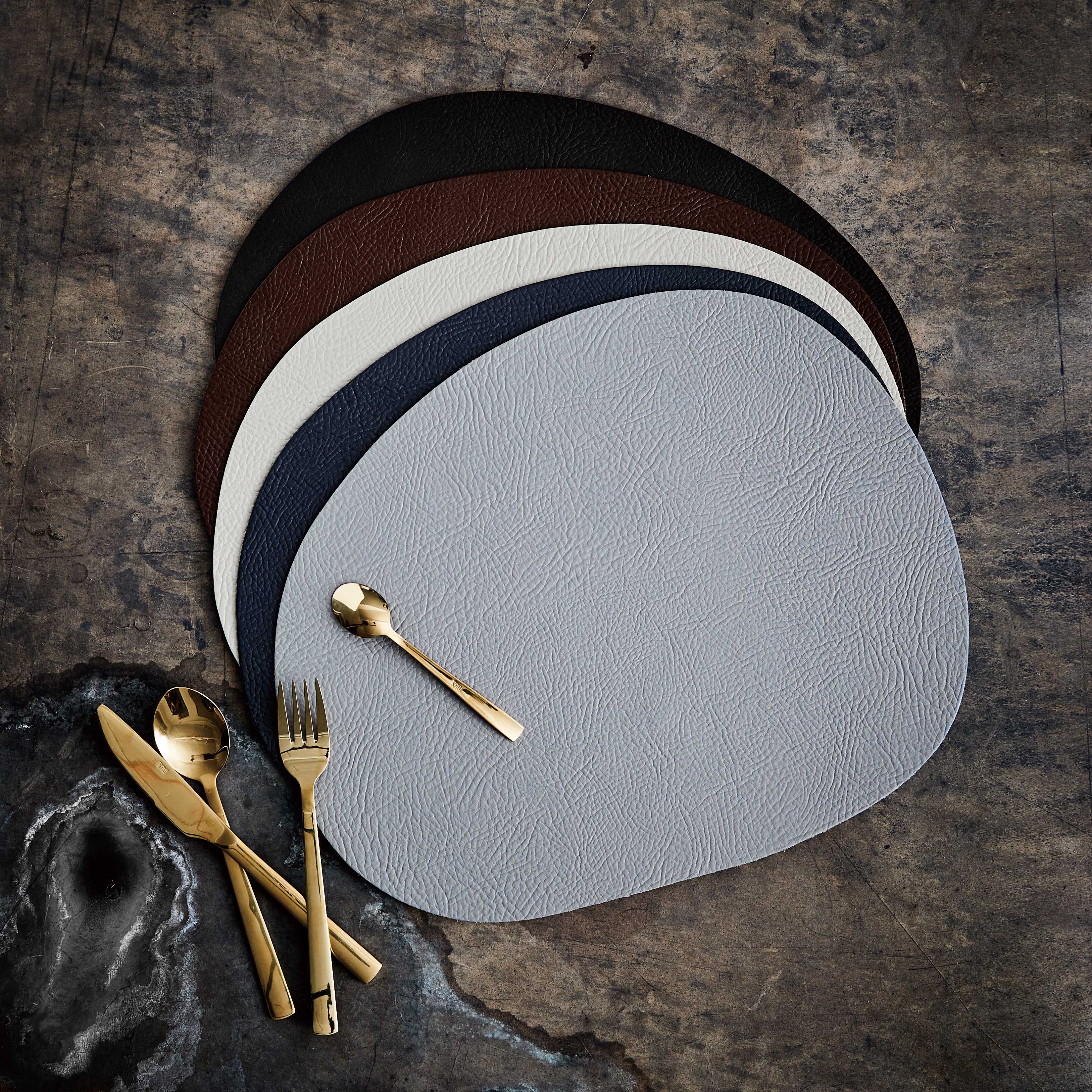 Buffalo dækkeserviet - grå