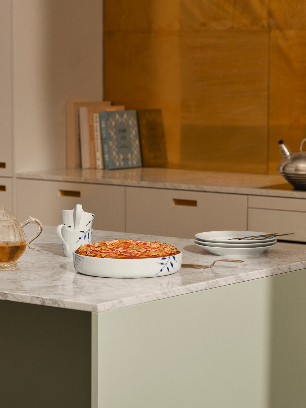 Blå Mega Riflet ovnfast rundt fad - Ø27 cm.