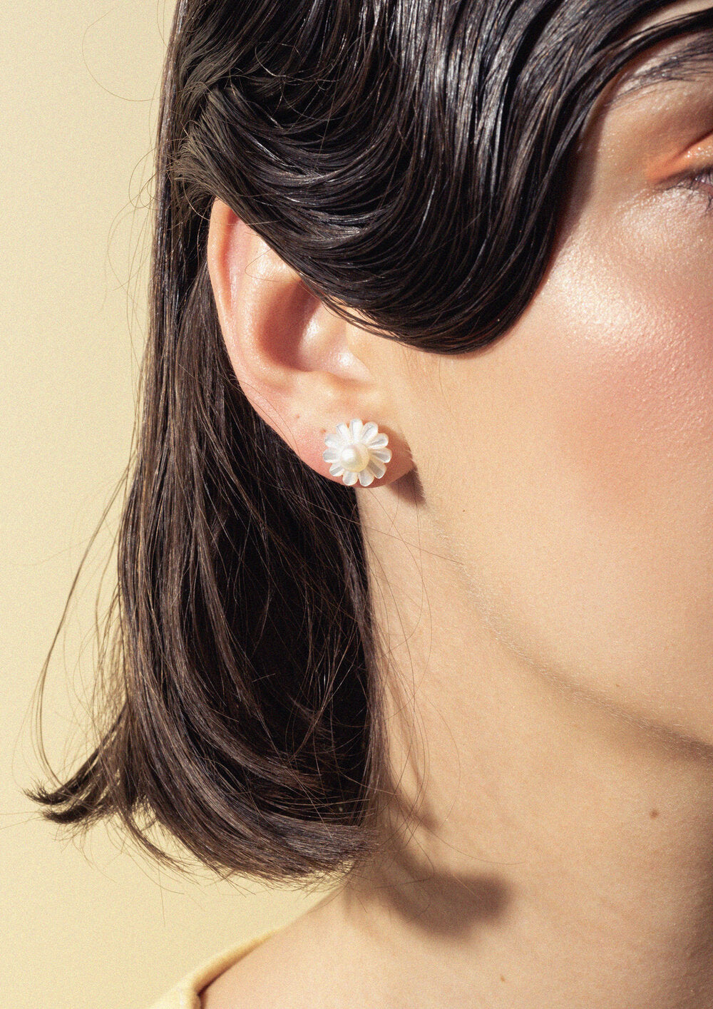 Venus Daydream Dot øreringe - hvid