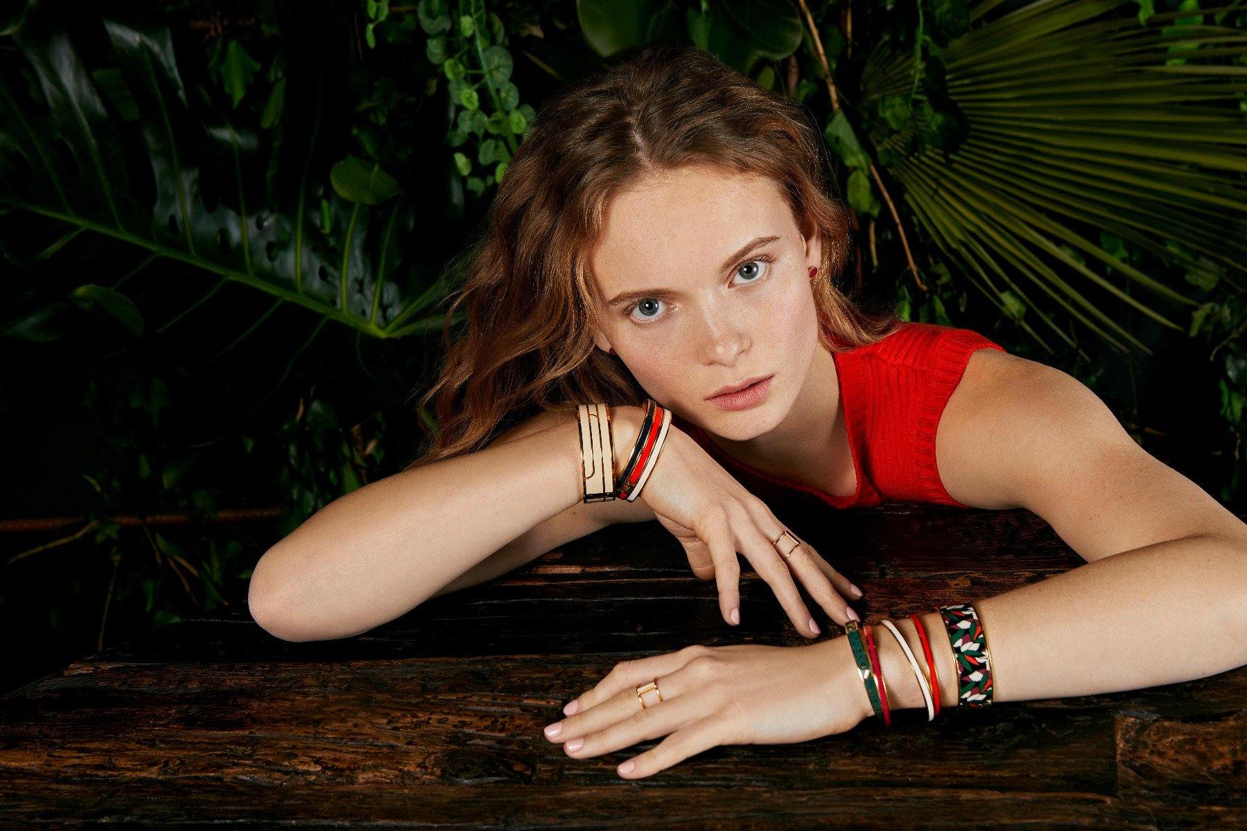 Bangle Up Bangle armbånd - Black - Bahne