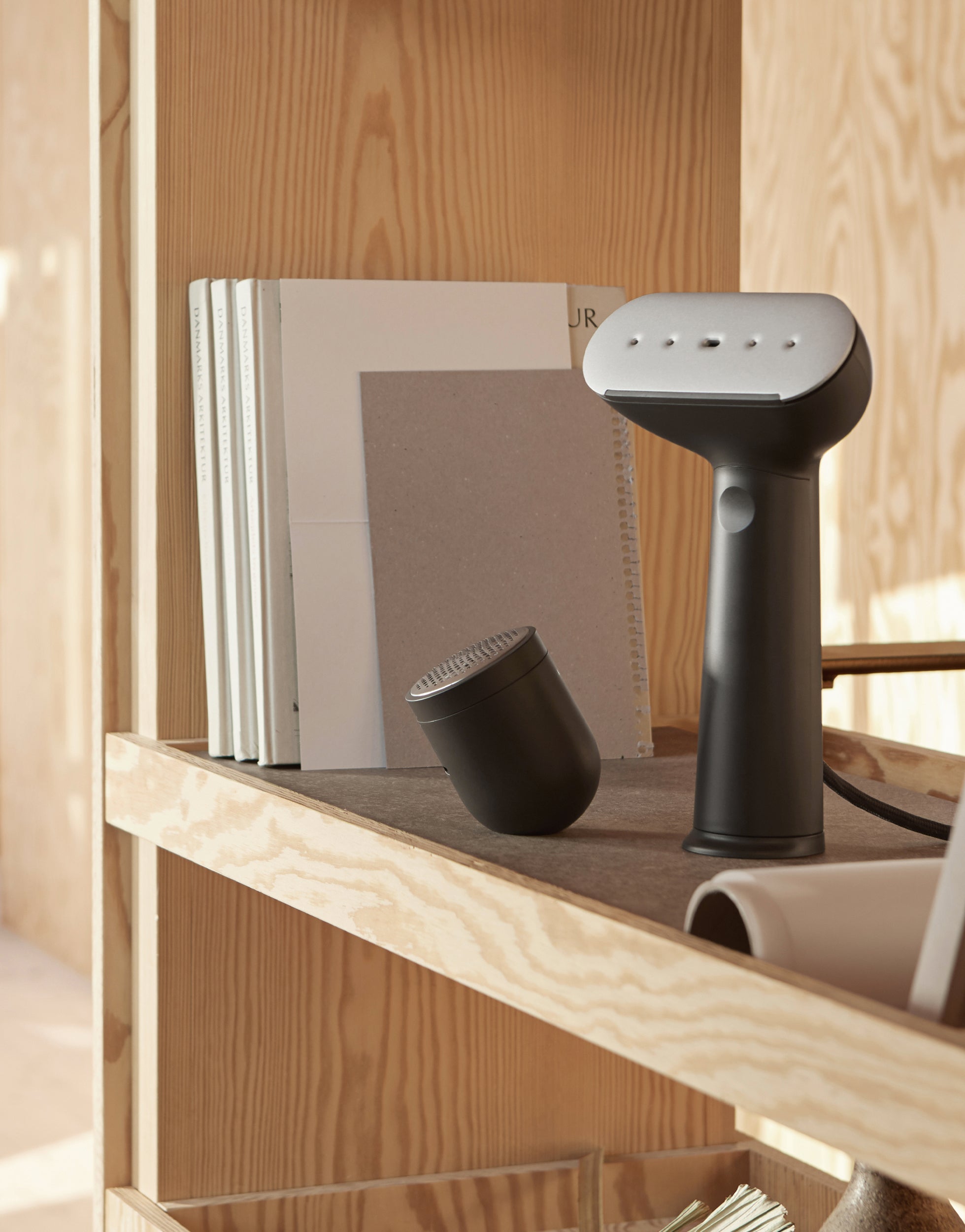 Pilo No.2 Fabric shaver - Charcoal