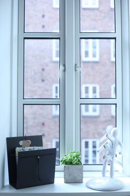 Lind DNA Magasinholder, nupo sort - 31x25x11 cm. - Bahne