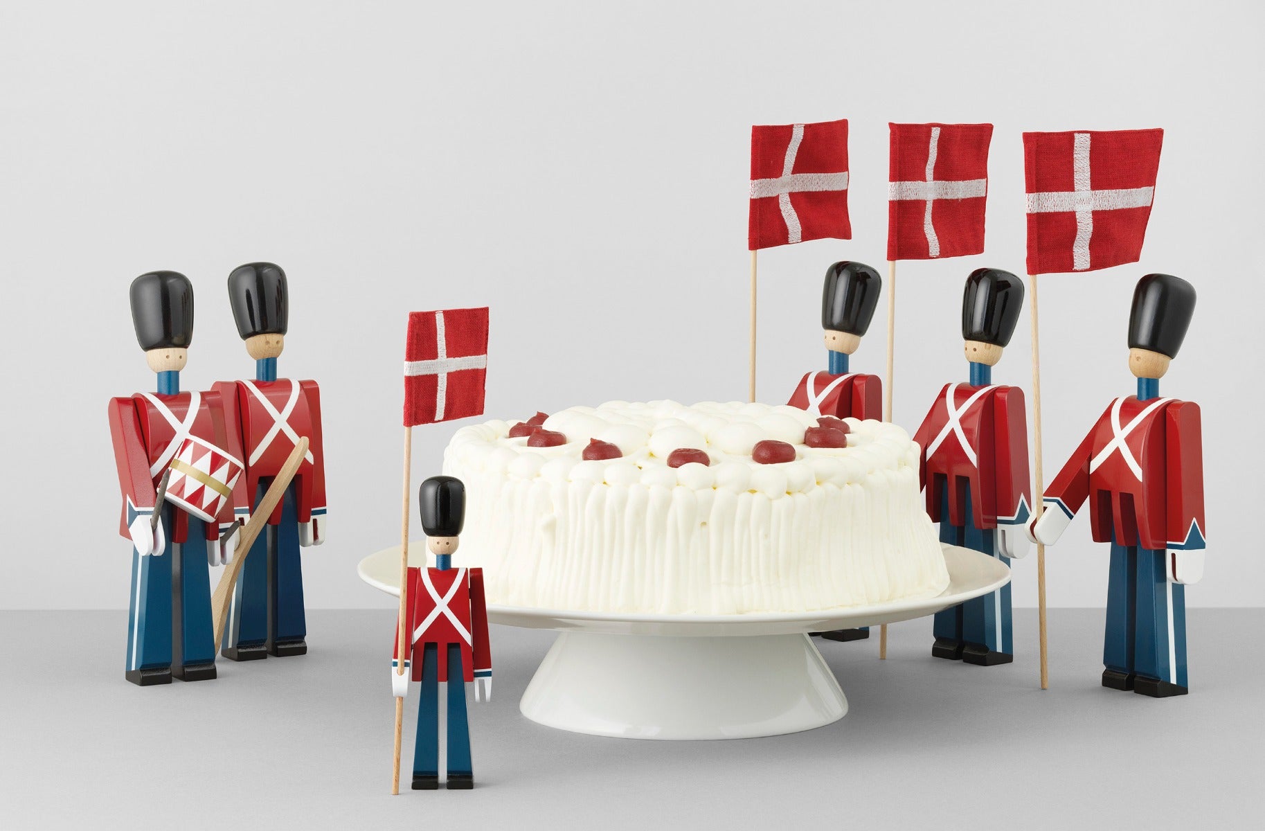 Kay Bojesen mini fanebærer - H: 14 cm. - Bahne