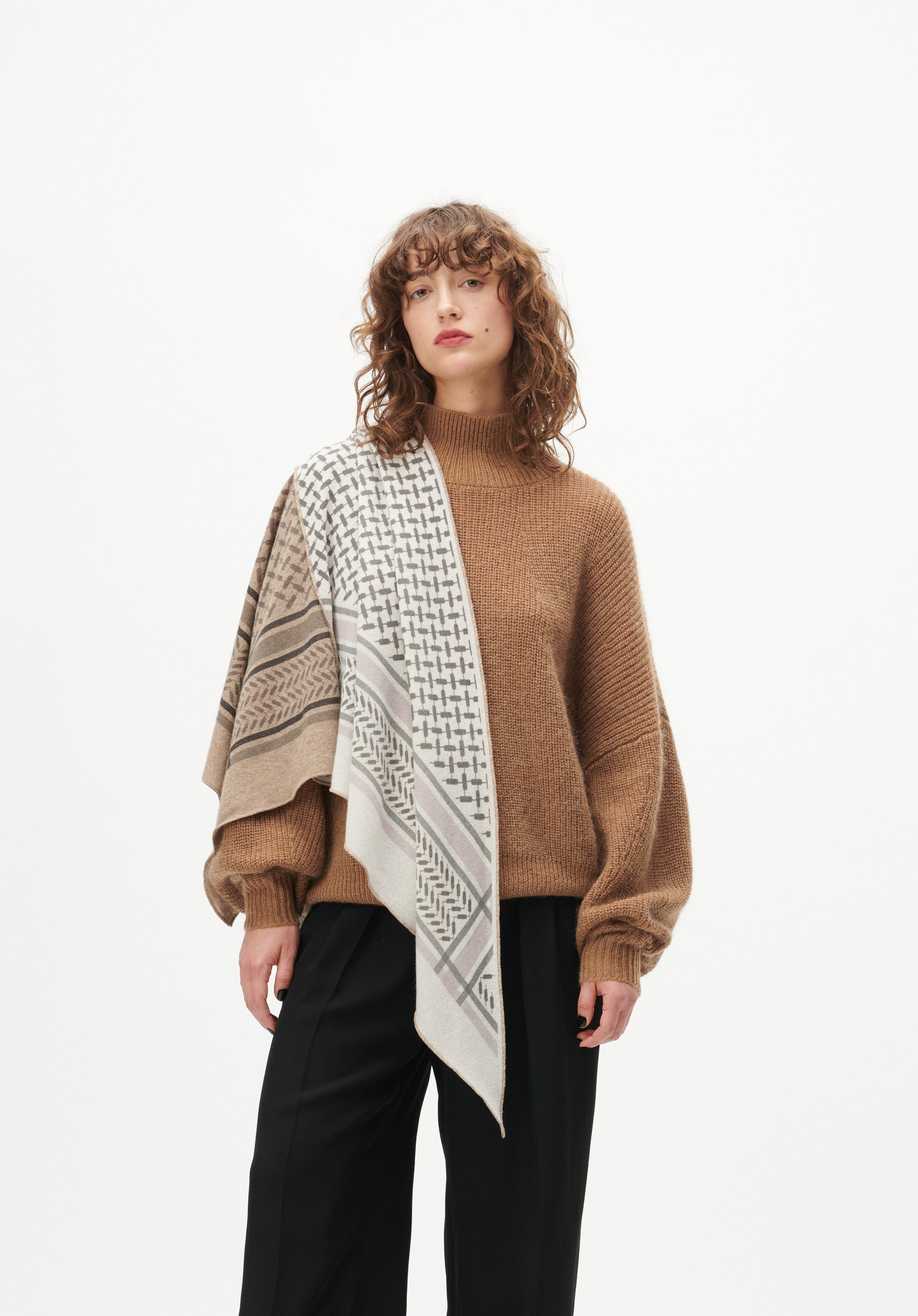 Triangle Patchwork tørklæde - Grey on Foal