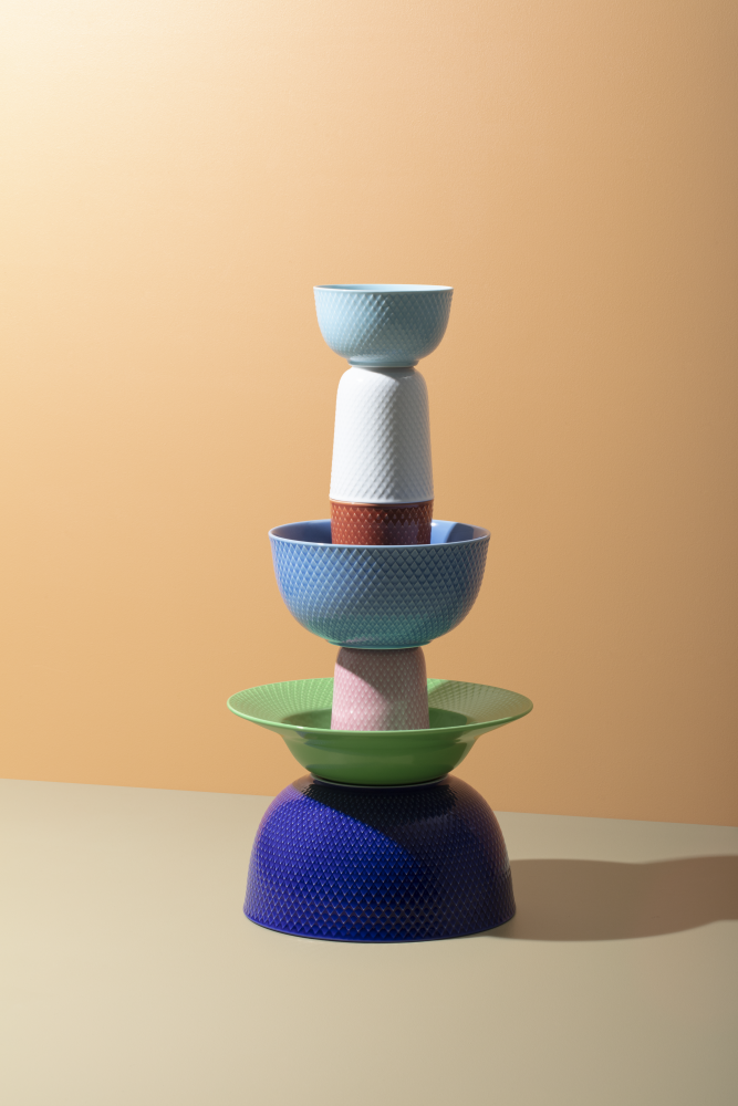 Lyngby Porcelæn Rhombe serveringsskål, mørk blå - Ø: 22 cm. - Bahne