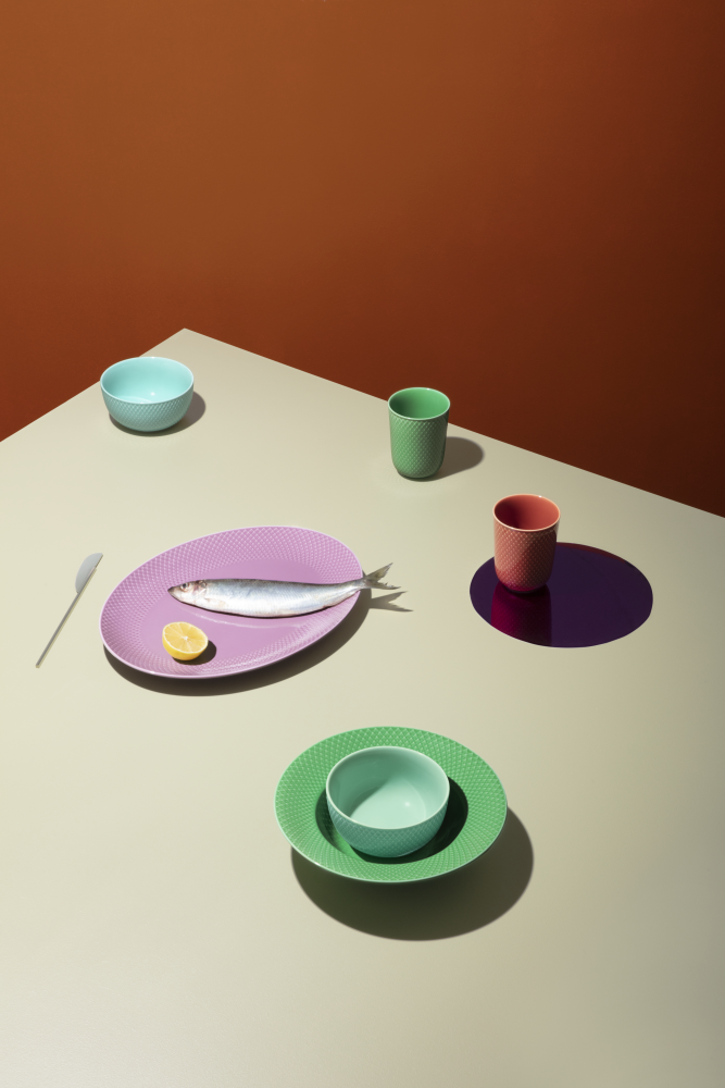 Lyngby Porcelæn Rhombe dyb tallerken, grøn -  Ø: 24,5 cm. - Bahne