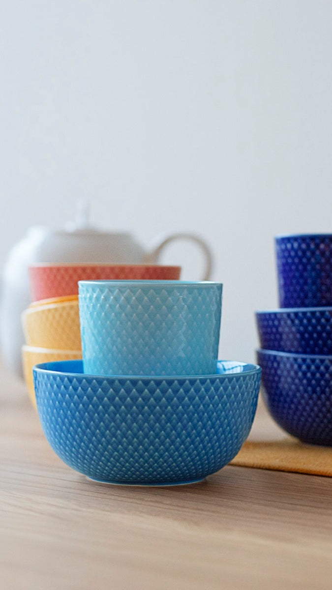 Lyngby Porcelæn Rhombe color krus, turkis - 10,5 cm. - Bahne