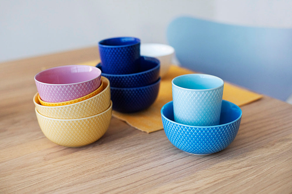 Lyngby Porcelæn Rhombe color skål, blå - H: 6,5 cm. - Bahne
