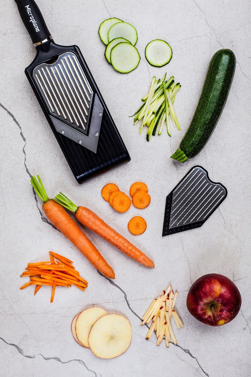 Microplane Mandolinjern m. v-skær og julienne - Bahne