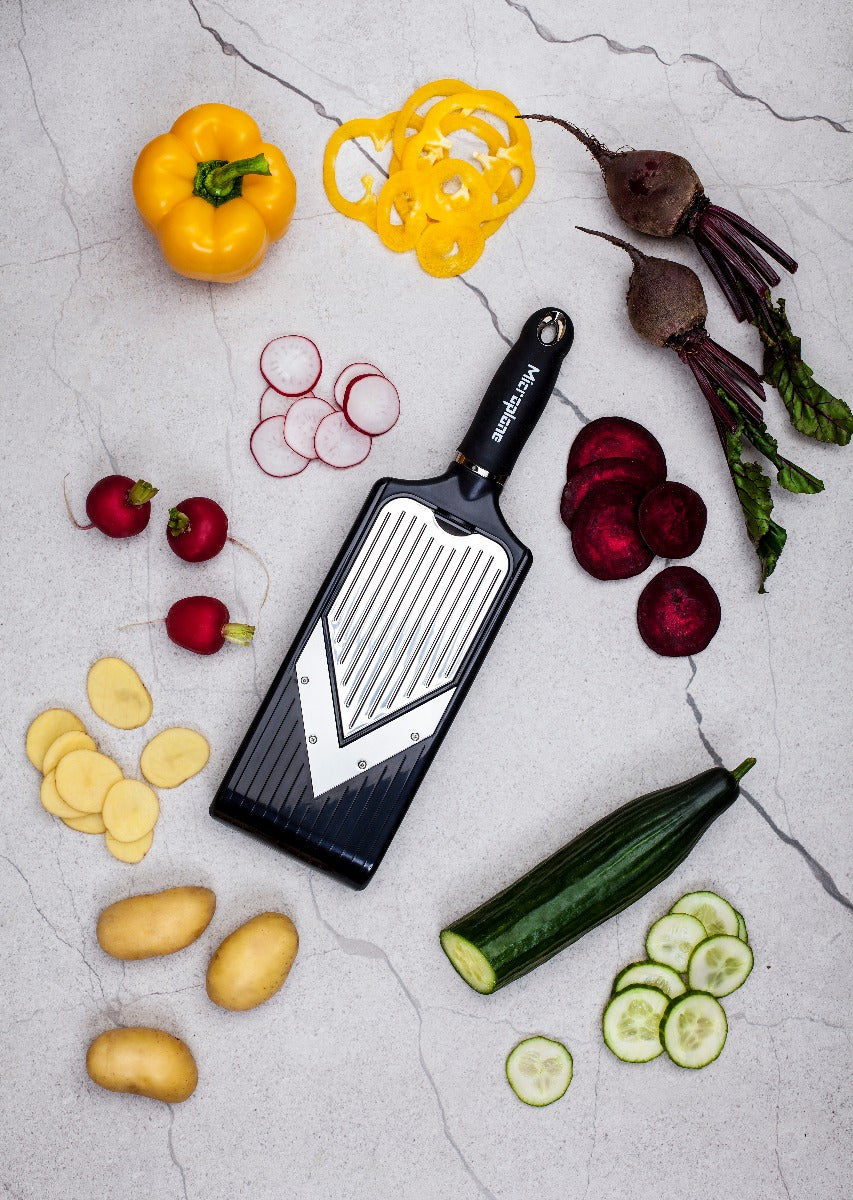 Microplane Mandolinjern m. v-skær og julienne - Bahne