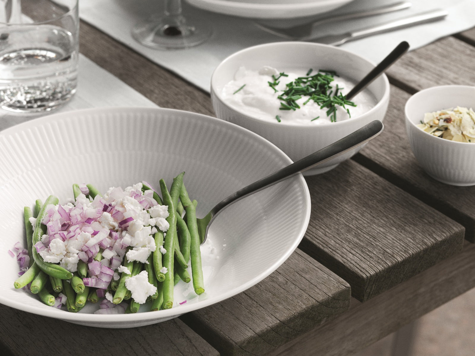 Royal Copenhagen Hvid Riflet dyb tallerken - 24 cm. - Bahne