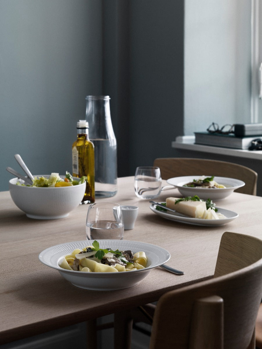 Royal Copenhagen Hvid Riflet skål - 21 cm. - Bahne